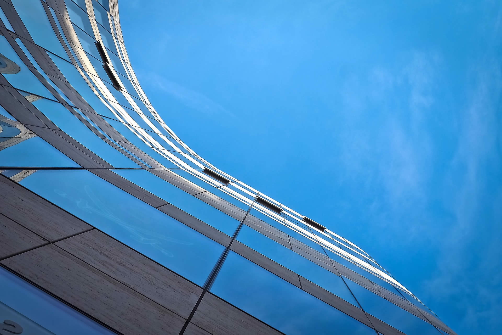 彩吧助手-专业的彩票工具